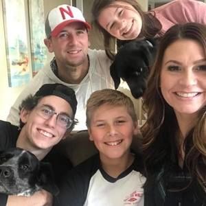 Meet your Posher, Shawn